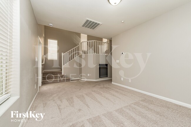 Building Photo - 6641 Colorado Spruce St