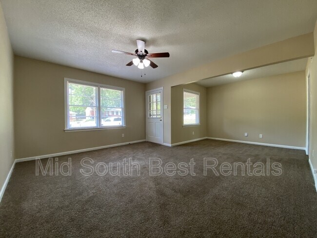 Foto del edificio - 1975 Corning Ave