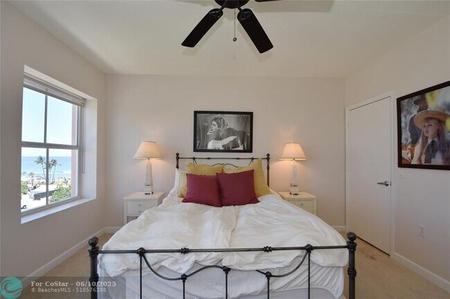Foto del edificio - 2051 SE 3rd St