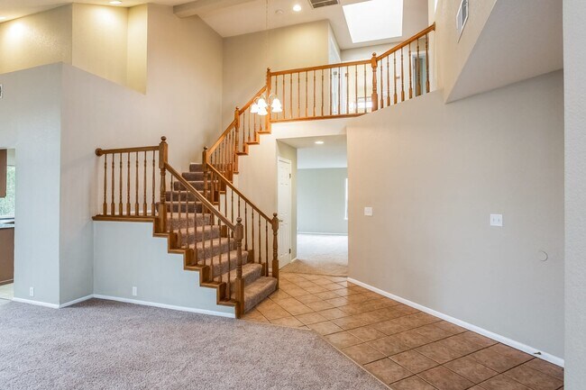 Building Photo - 8278 Olander Way