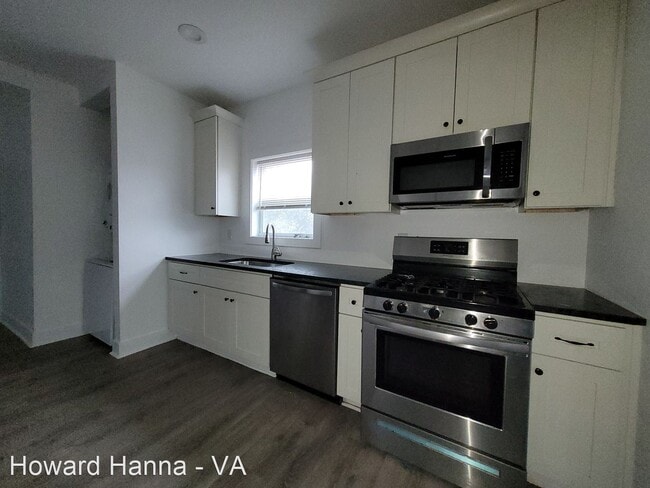 Building Photo - 5 br, 2 bath House - 4915 Killam Avenue