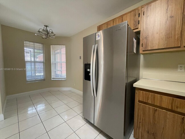 Building Photo - 2471 SW 85th Terrace