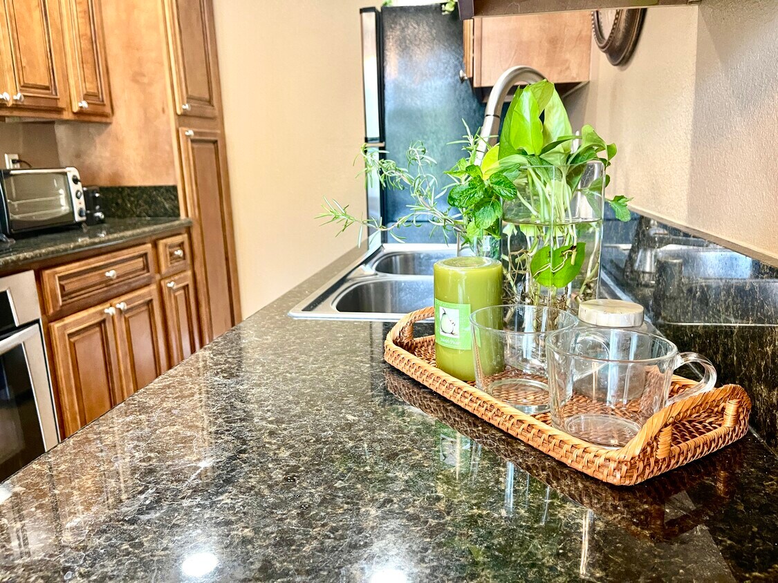 Foto principal - 8537 Villa La Jolla Dr