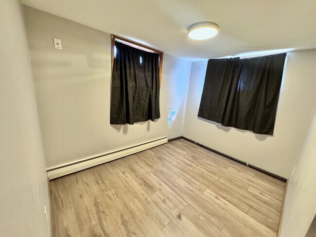 Foto del edificio - 2506 8th St N
