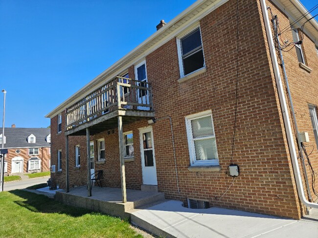 Foto del edificio - 2677 N 66th St