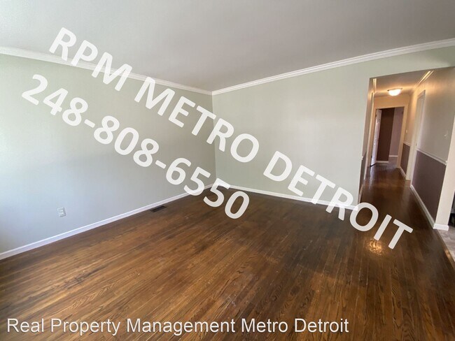 Building Photo - 3 br, 1.5 bath House - 28015 Grant St