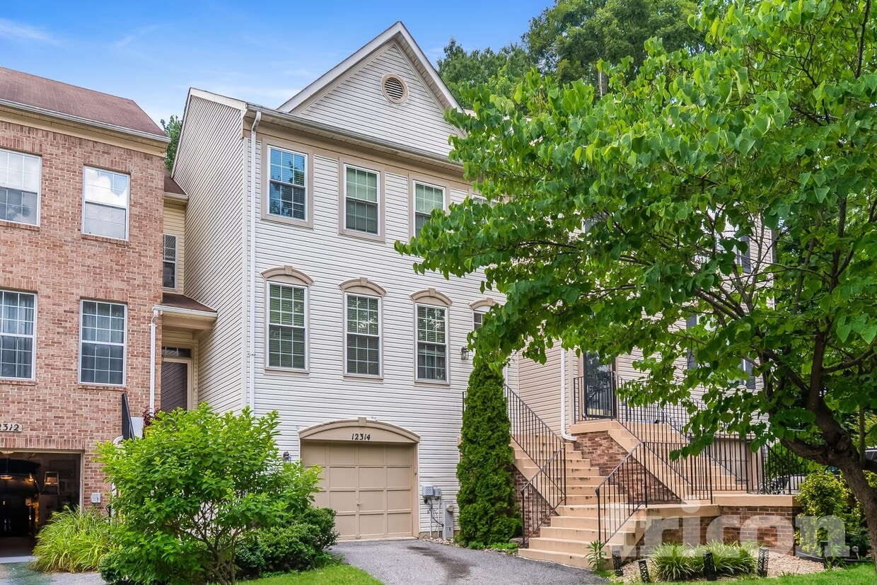 Primary Photo - 12314 Quilt Patch Ln