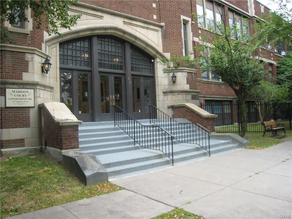 917 Madison St, Syracuse, NY 13210 Condo for Rent in Syracuse, NY