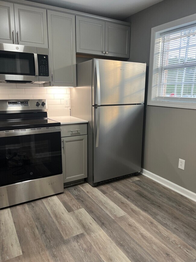 Foto del edificio - 108 Shady Brook Dr