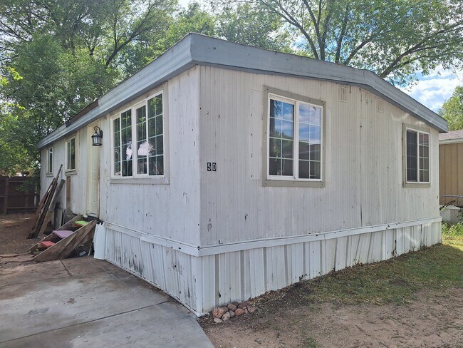 Foto del edificio - 512 Windsor Ln