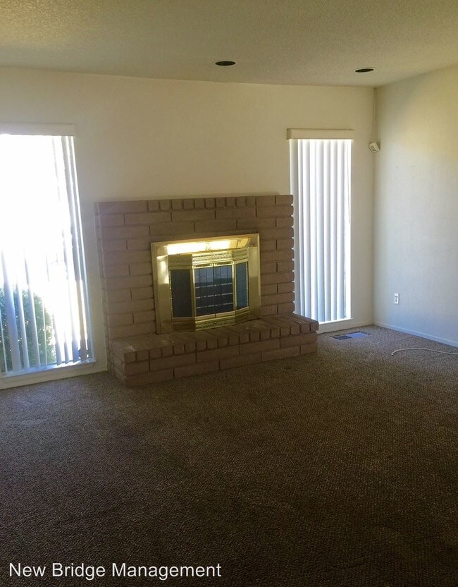 Building Photo - 3 br, 2 bath House - 3700 Fosberg Rd