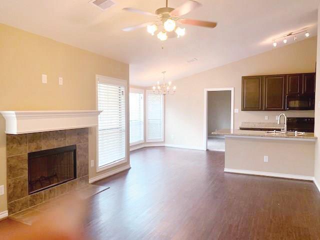 Building Photo - 1881 Bering Dr