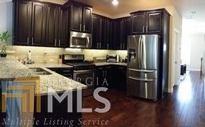 Building Photo - 7415 Highland Bluff