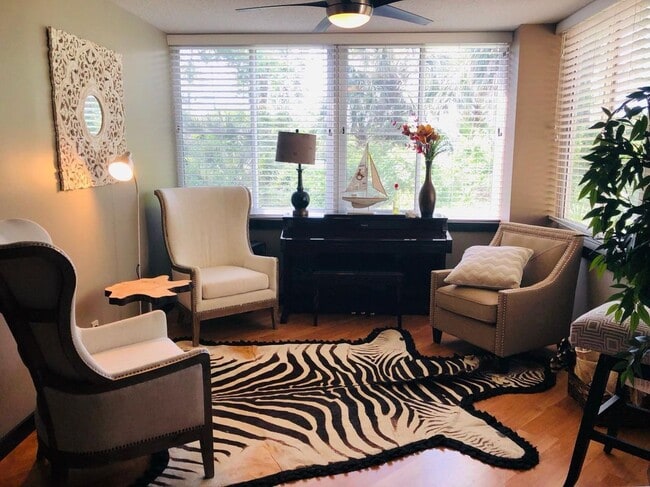 Foto del edificio - 1800 The Greens Way