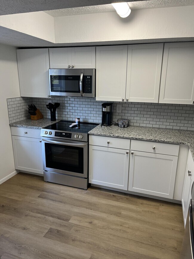 Foto del edificio - 282 Randolph Rd