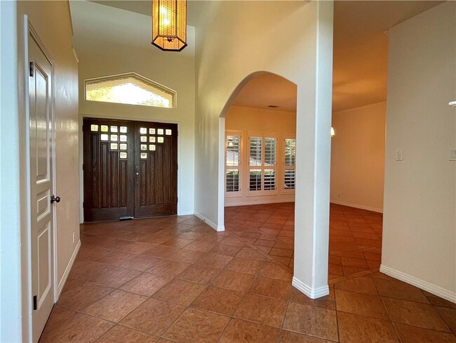 Building Photo - 10807 Love Bird Cove