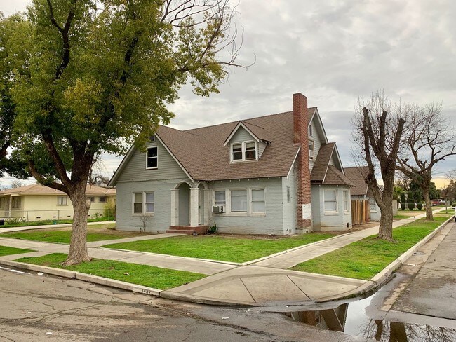 Foto del edificio - 1452 N 5th St