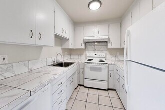 Building Photo - 1281 Ayala Dr