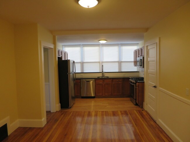 Foto del edificio - 332 Beacon St