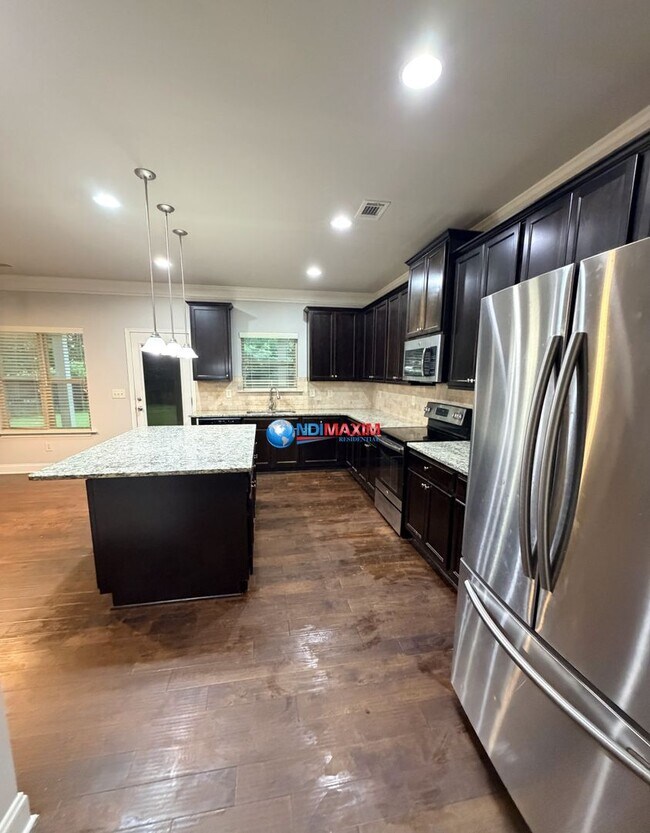 Foto del edificio - 4201 Towncastle Ln