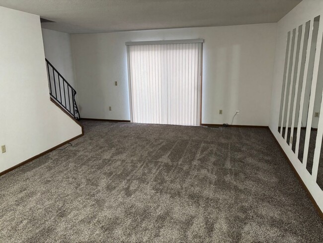 Building Photo - 2755-2761 Scarlet Oak