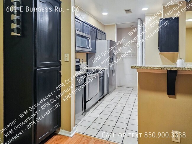 Building Photo - 601 E Burgess Rd