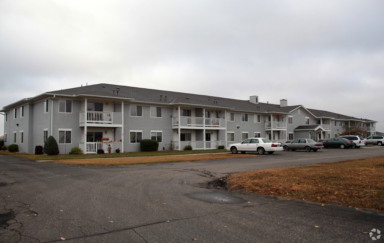 Amberfield Place Apartments Apartments in Arlington, MN