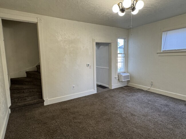 Foto del edificio - 2325 McKinley Ave