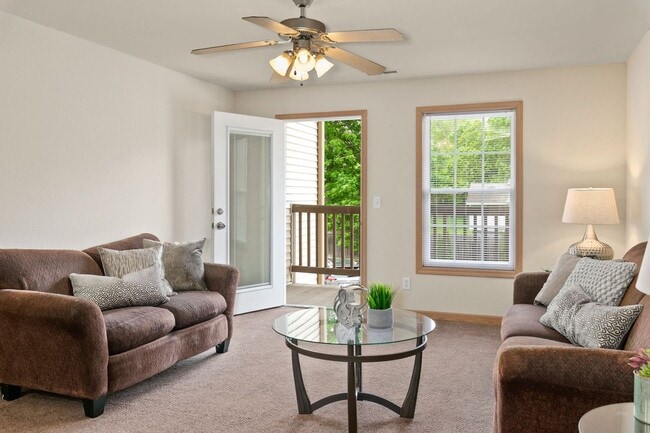 Building Photo - Melrose on 4th