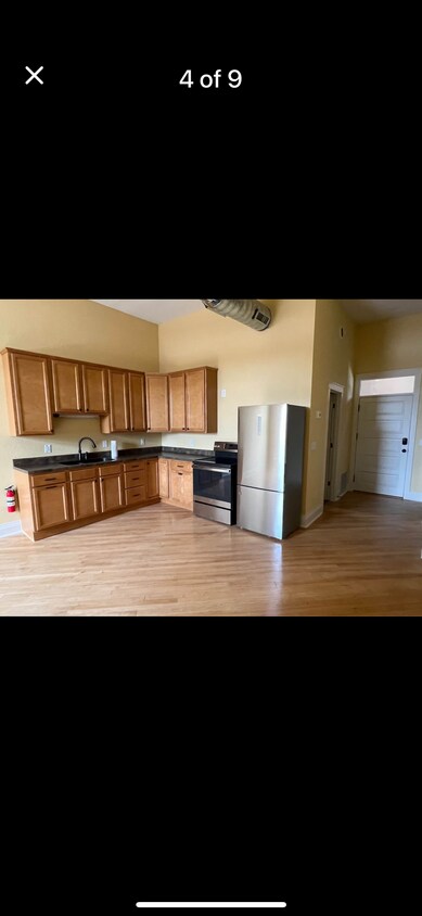 Building Photo - Apartments at the Crossing