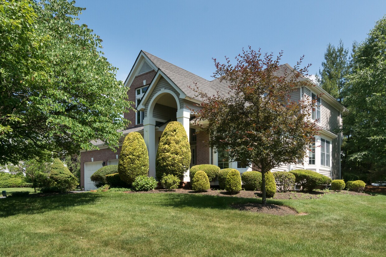 Foto principal - 30 Leicester Ct