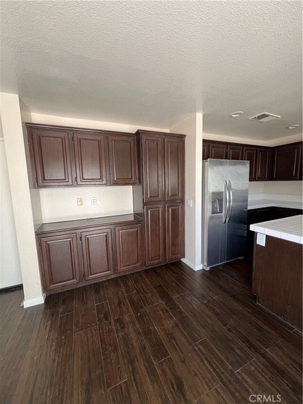 Building Photo - 557 Summerfield Way