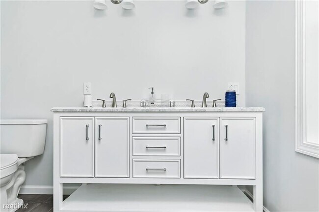 Foto del edificio - 2 br, 2 bath Condo - 5 Joe Fromm's Way
