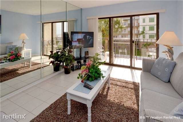 Foto principal - 14001 Gulf Blvd