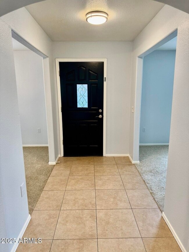 Building Photo - 646 N Cobblestone St