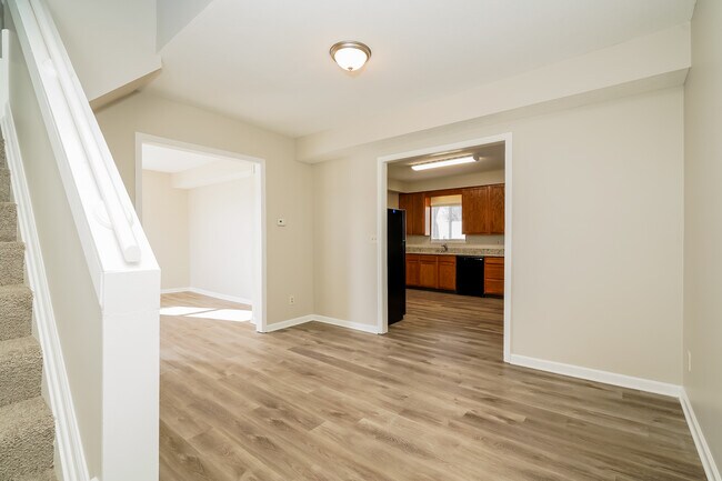 Building Photo - 2246 Ralston Ave