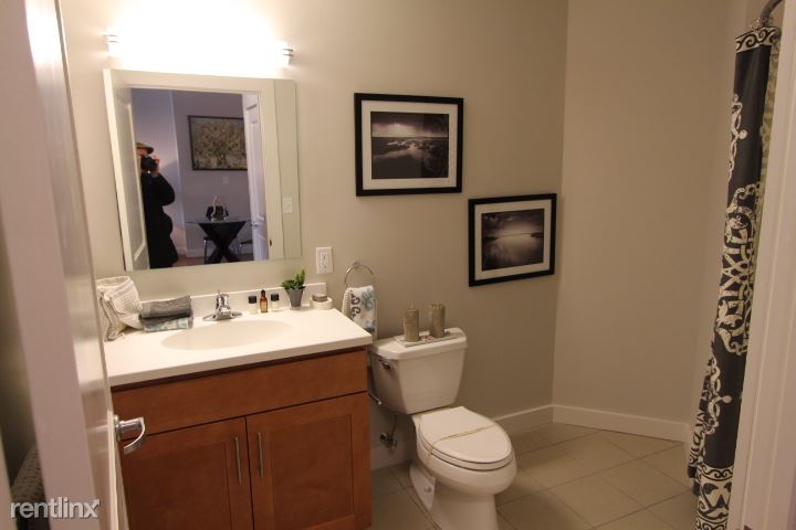 Foto del edificio - 628 Massachusetts Ave