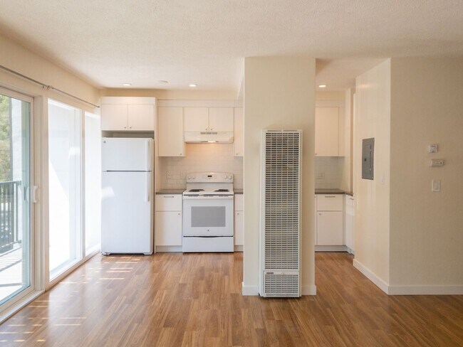 Foto del edificio - Tranquil 1BR/1BA Updated Unit! Tam Valley!...