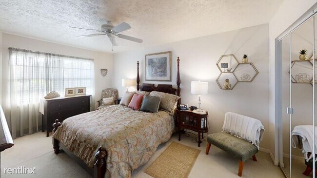 Foto del edificio - 4821 W Flamingo Rd