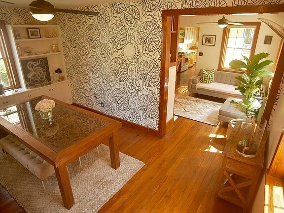 Building Photo - Beautiful Home