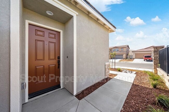 Building Photo - 29758 Western Front Dr