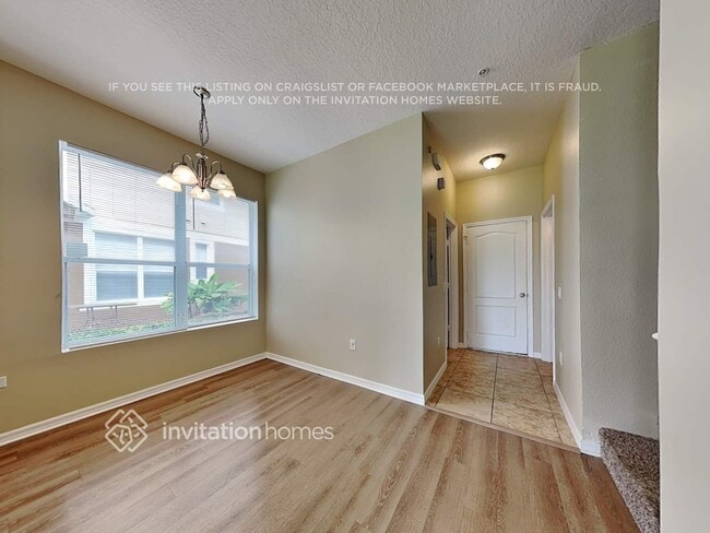 Foto del edificio - 1351 Broken Oak Dr