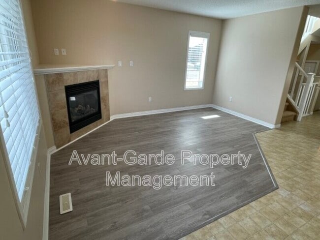 Building Photo - 100 Graywood Mews