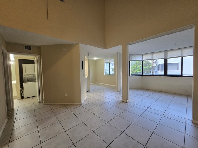 Foto del edificio - 8255 SW 152nd Ave