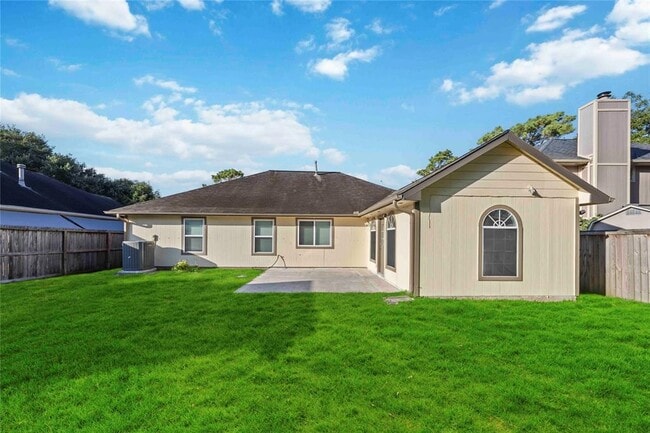 Building Photo - 8707 Orchard Ln