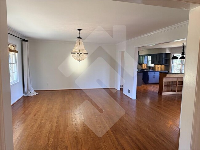 Building Photo - 140 Spring Dr