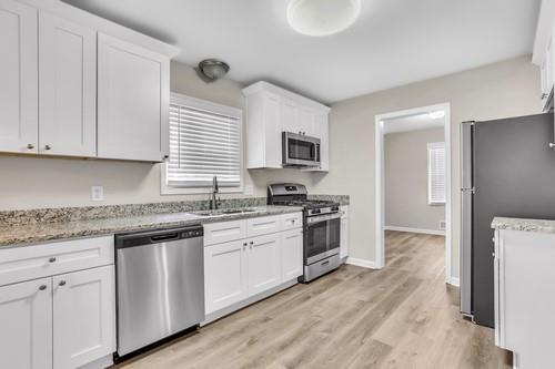 Foto del edificio - 835 Brompton Ct NW