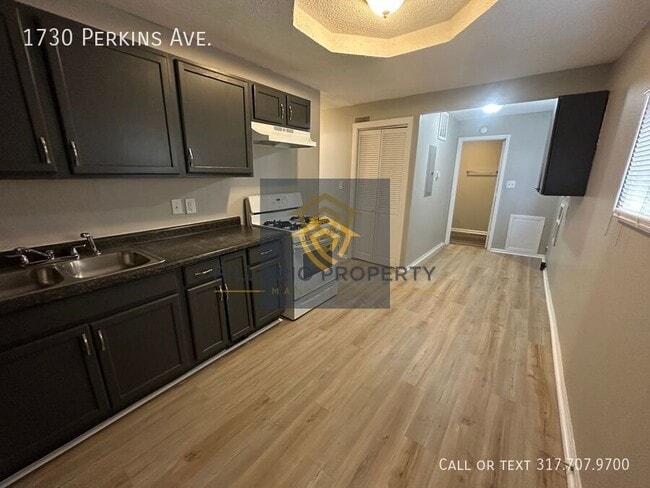 Foto del edificio - 1730 Perkins Ave