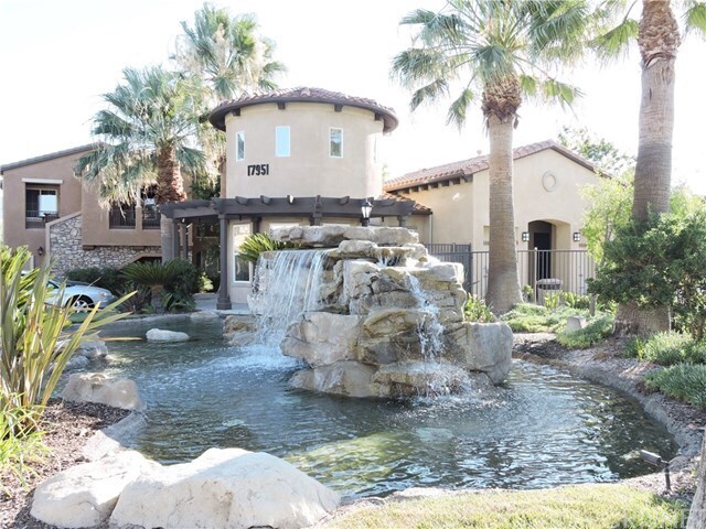 Foto del edificio - 17989 Lost Canyon Rd