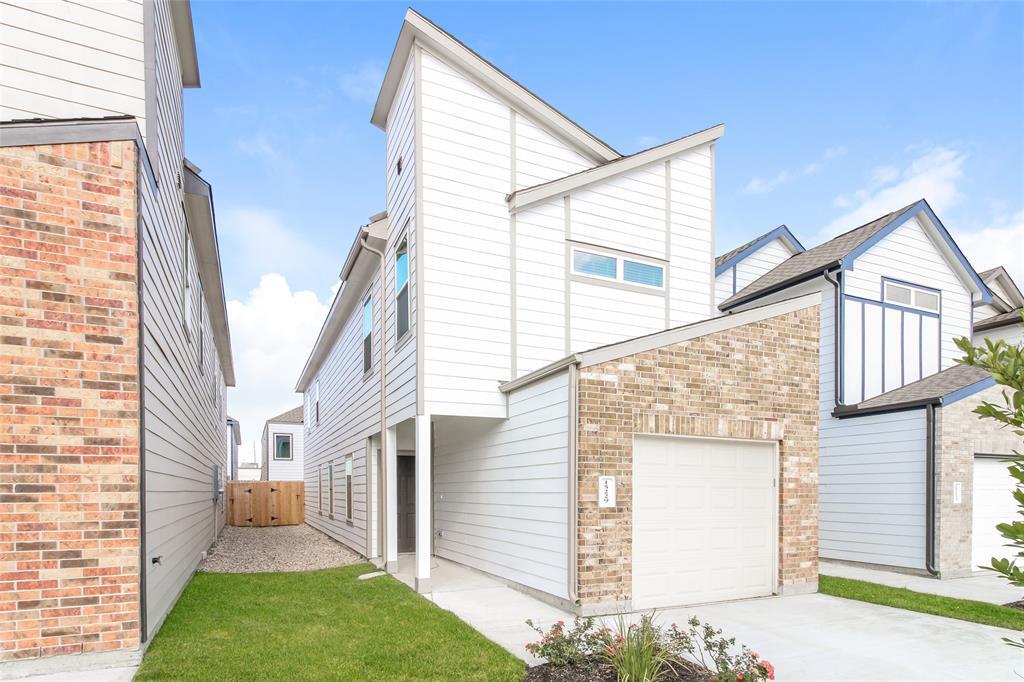 15229 Estrella Rd E, Houston, TX 77073 House Rental in Houston, TX